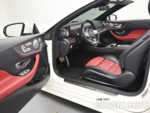 Mercedes-Benz E-Class 2019 — photo 11