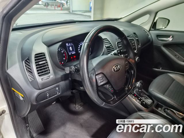 Kia K3 2016 — photo 6