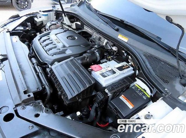 Volkswagen Tiguan 2023 — photo 19