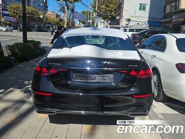 Mercedes-Benz S-Class 2027 — photo 3