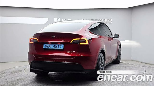 Tesla Model Y 2024 — photo 4