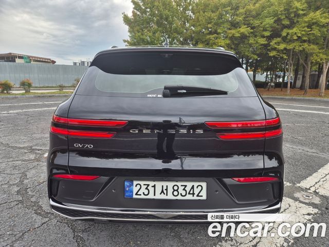 Genesis GV70 2025 — photo 4