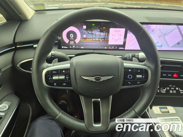 Genesis GV70 2025 — photo 8