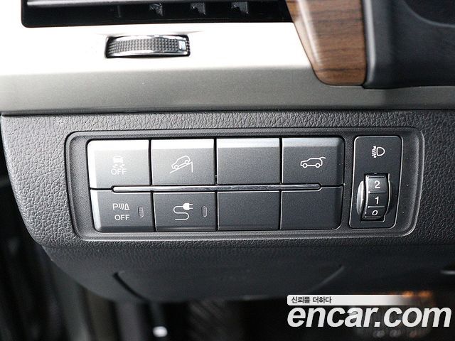 KG Mobility Rexton 2018 — photo 12
