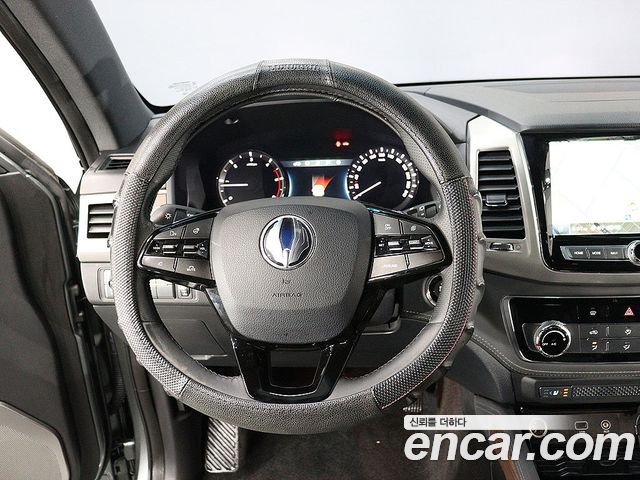 KG Mobility Rexton 2018 — photo 15