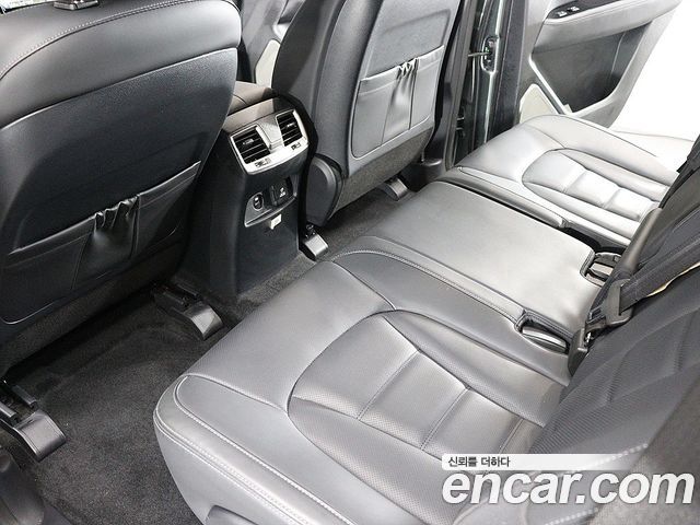 KG Mobility Rexton 2018 — photo 16