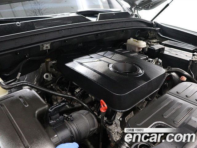 KG Mobility Rexton 2018 — photo 19