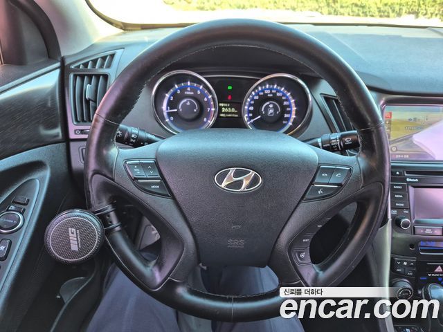 Hyundai Sonata 2013 — photo 8
