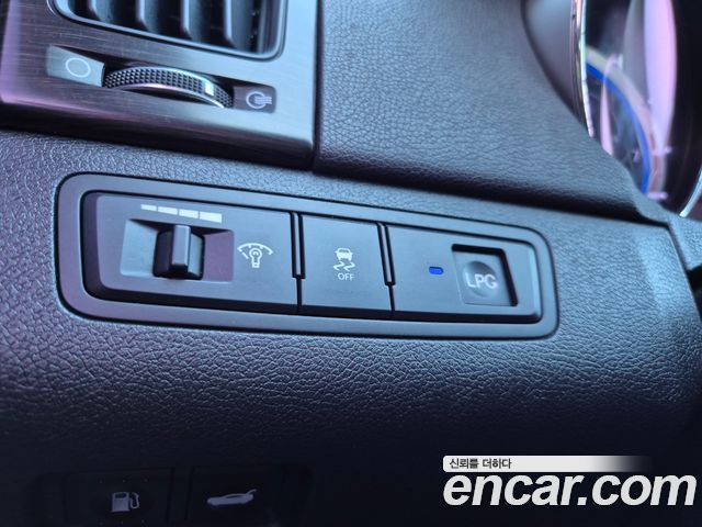 Hyundai Sonata 2013 — photo 12