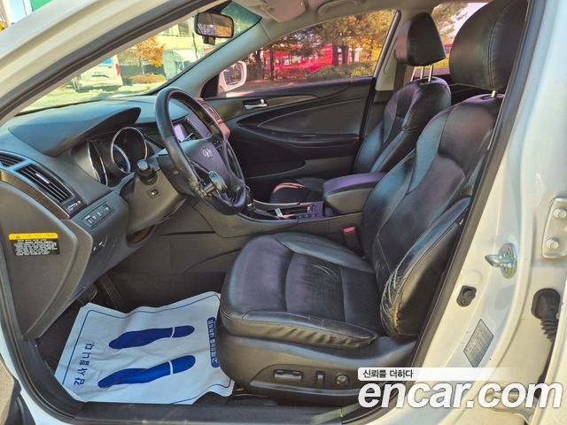 Hyundai Sonata 2013 — photo 14