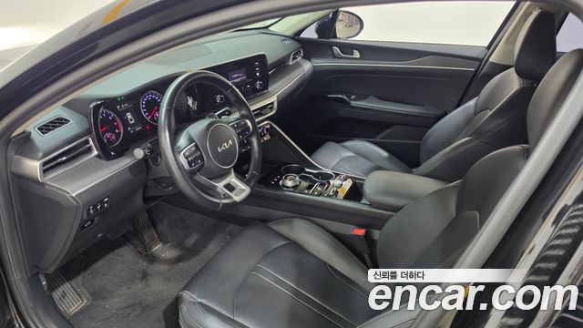 Kia K5 2023 — photo 11