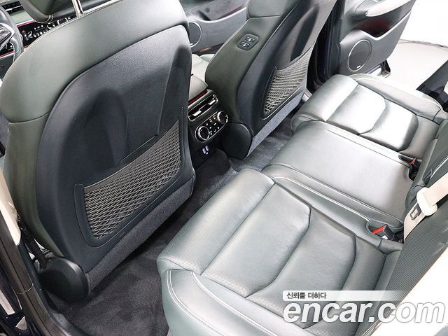 Genesis GV70 2022 — photo 15