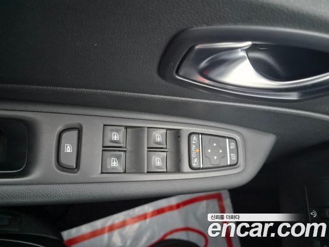 Renault Korea QM3 2018 — photo 13
