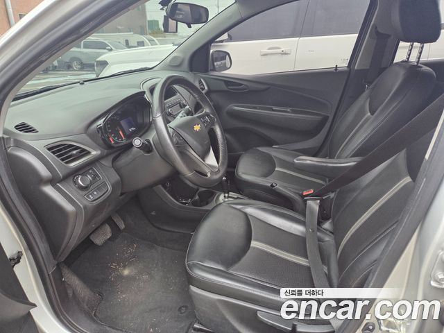 Chevrolet Korea Spark 2022 — photo 10