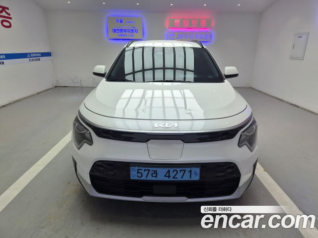 Kia Niro 2023 — photo 2