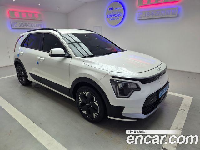 Kia Niro 2023 — photo 3
