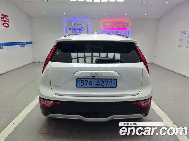 Kia Niro 2023 — photo 4