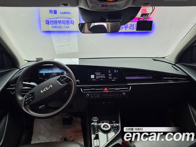 Kia Niro 2023 — photo 9