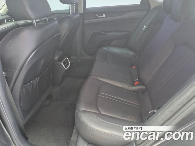 Kia K5 2023 — photo 8