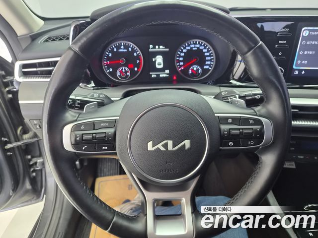 Kia K5 2023 — photo 14