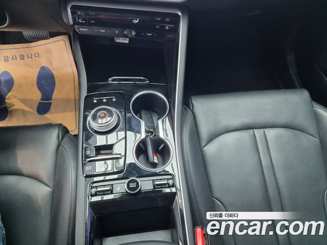 Kia K5 2023 — photo 16