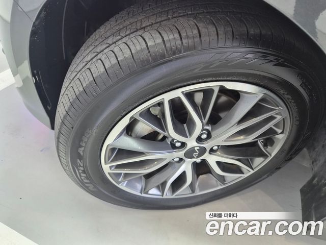 Kia K5 2023 — photo 19