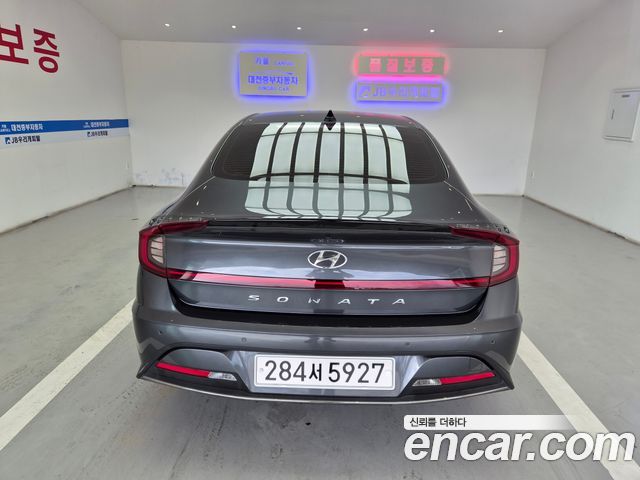 Hyundai Sonata 2022 — photo 4