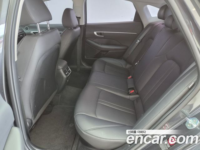 Hyundai Sonata 2022 — photo 8