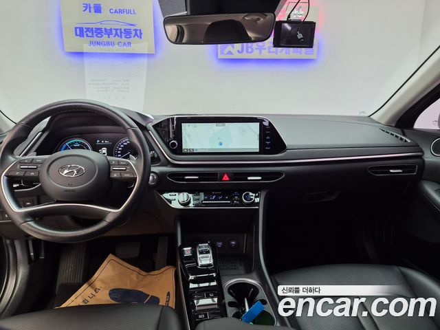 Hyundai Sonata 2022 — photo 9