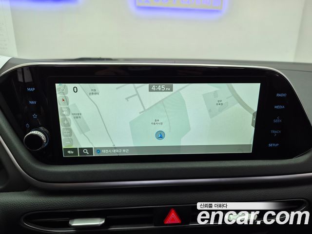 Hyundai Sonata 2022 — photo 16
