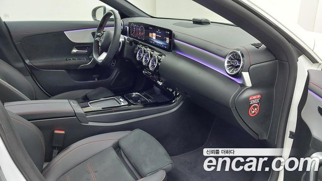 Mercedes-Benz CLA-Class 2026 — photo 9