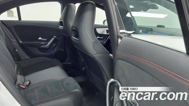 Mercedes-Benz CLA-Class 2026 — photo 10