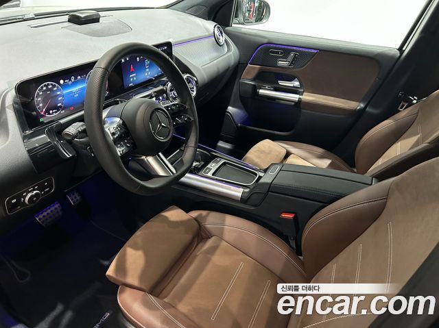 Mercedes-Benz GLA-Class 2026 — photo 13