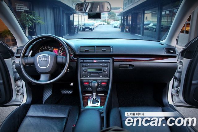 Audi A4 2006 — photo 13