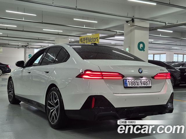 BMW 5-Series 2026 — photo 5