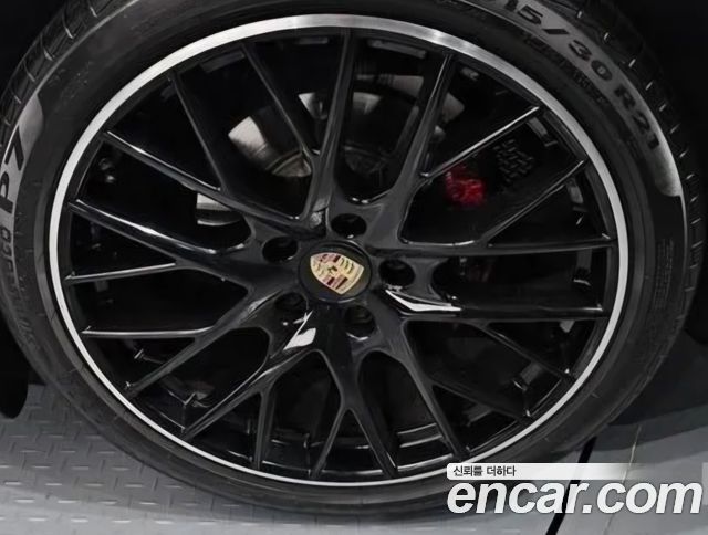 Porsche Panamera 2019 — photo 7
