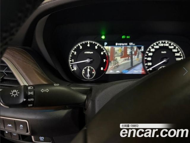 Genesis G90 2019 — photo 16