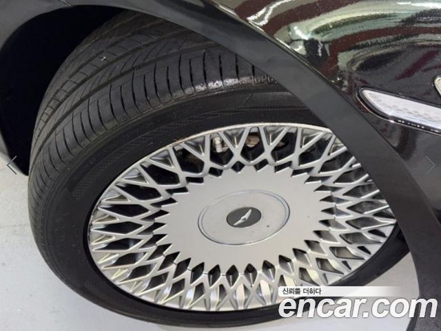 Genesis G90 2019 — photo 20