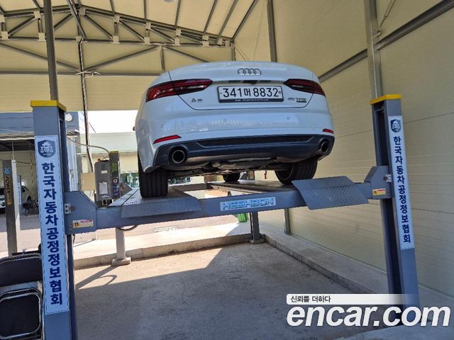 Audi A5 2019 — photo 2