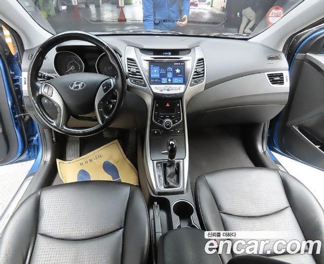 Hyundai AVANTE 2014 — photo 6