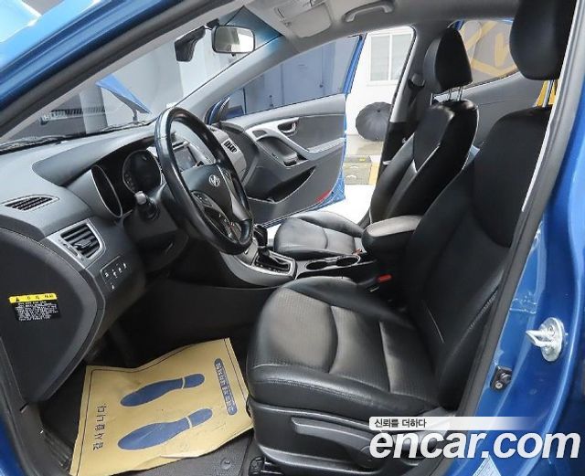 Hyundai AVANTE 2014 — photo 7
