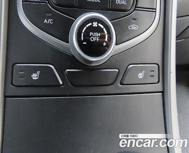 Hyundai AVANTE 2014 — photo 12