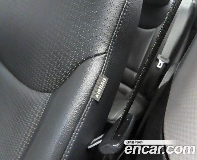Hyundai AVANTE 2014 — photo 14