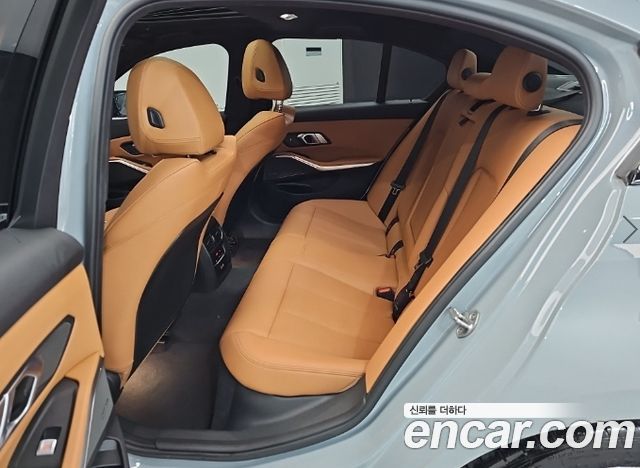 BMW 3-Series 2024 — photo 13
