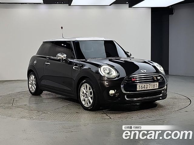 Mini Cooper 2016 — photo 2