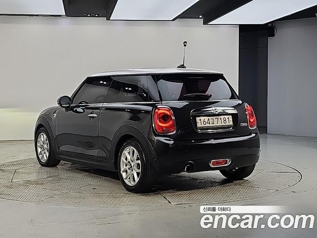 Mini Cooper 2016 — photo 3