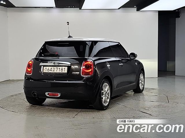 Mini Cooper 2016 — photo 4
