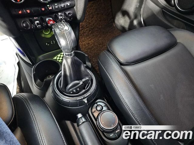 Mini Cooper 2016 — photo 8