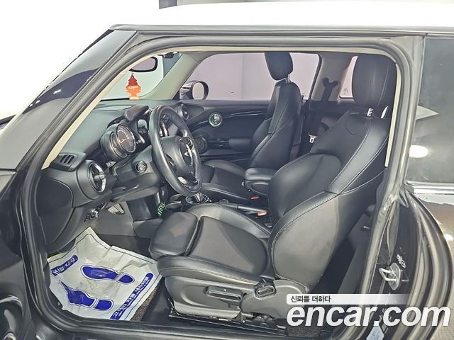 Mini Cooper 2016 — photo 11