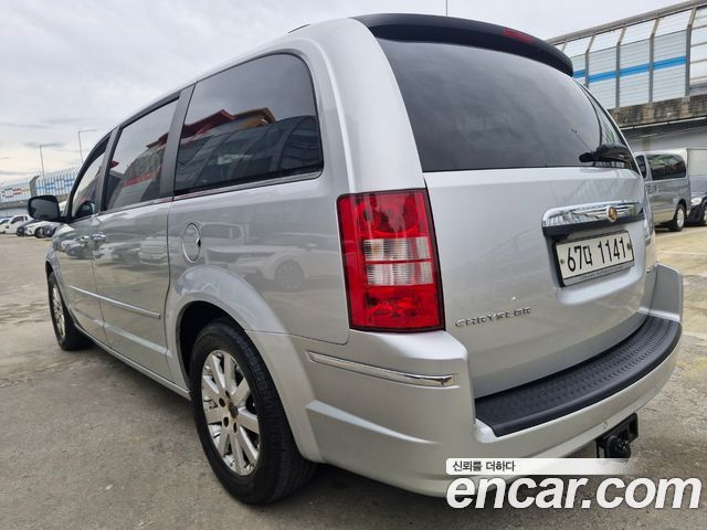 Chrysler Grand Voyager 2009 — photo 3